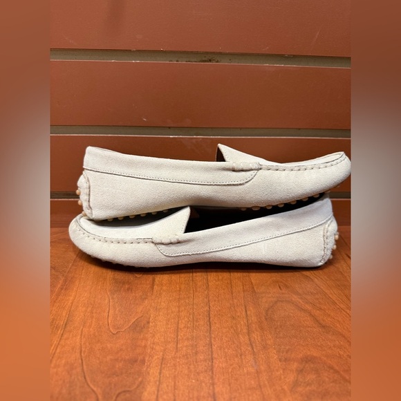 Women's Cream Moccasins - Picture 6 of 9